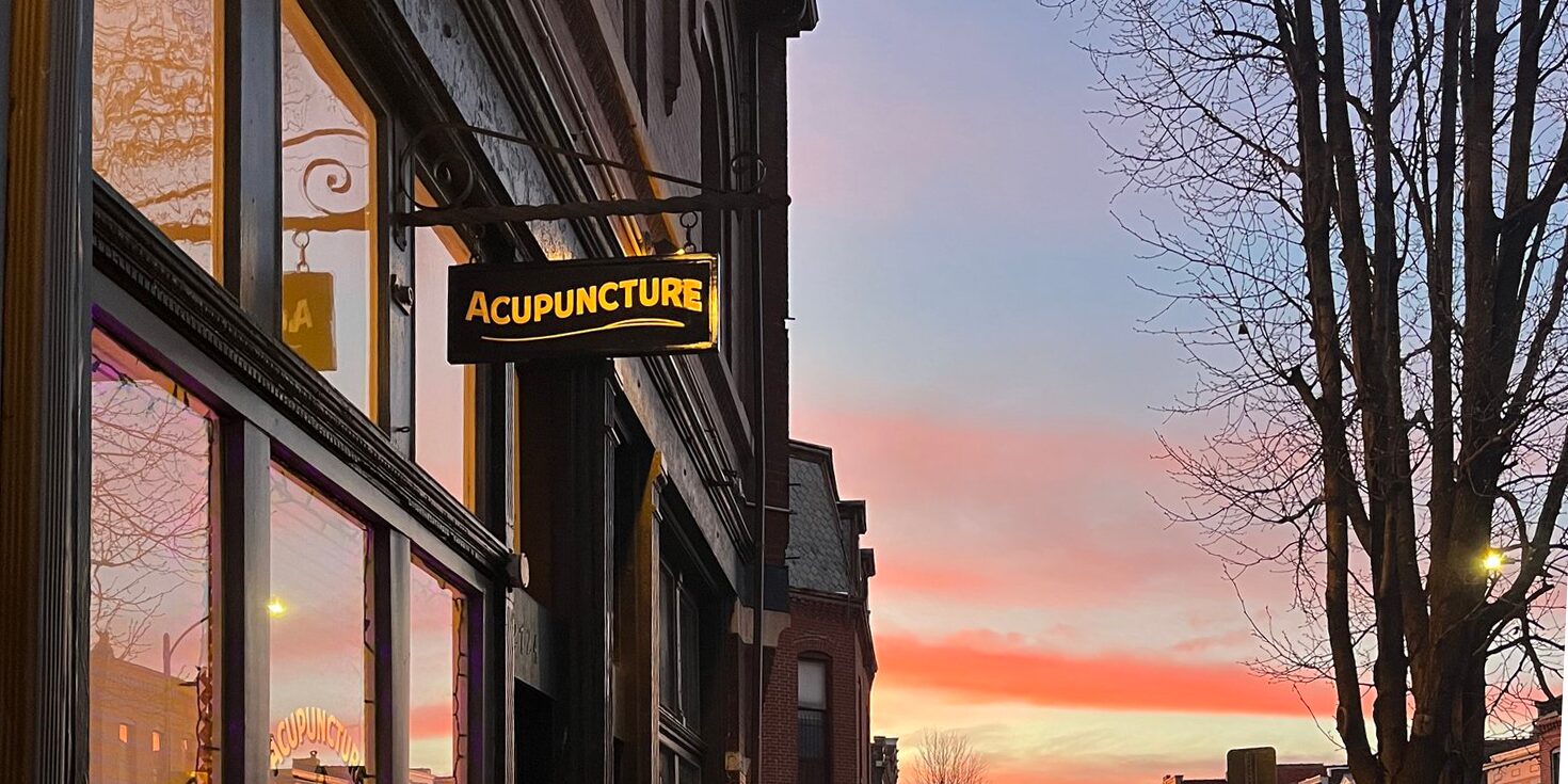 The storefront of Kindred Currents Acupuncture and Holistic Medicine on Chippewa Street in Dutchtown, St. Louis, MO.